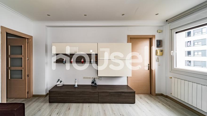 Venta de piso reformado con trastero en Bilbao.