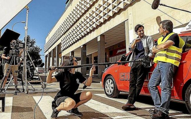 Imagen del rodaje de la serie &lsquo;No me gusta conducir&rsquo;. | FOTO: EFE