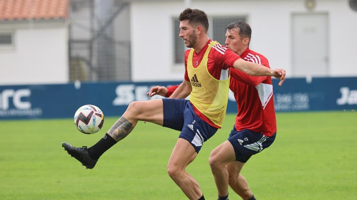 David García, en un entrenamiento esta semana en Tajonar