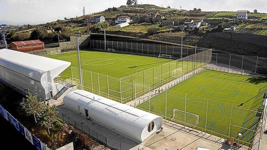 El césped del campo de fútbol de San Lorenzo será renovado.