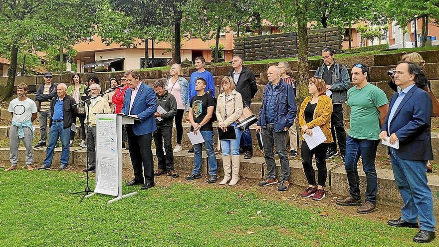 En mayo tuvo lugar la puesta de largo de la iniciativa y en junio se rubricó un acuerdo en el pleno. | FOTO: SOPELAKO UDALA