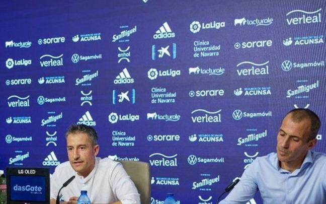 Ángel Alcalde y Patxi Puñal, en la sala de prensa de El Sadar
