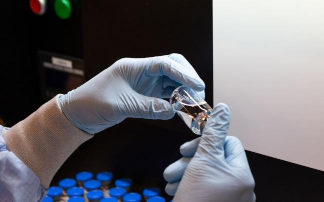 El antiviral reduciría la mortalidad en casos graves de covid. El antiviral reduciría la mortalidad en casos graves de covid.