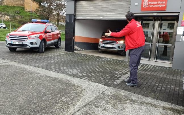La Polic&iacute;a Foral, en la comisar&iacute;a de Estella.