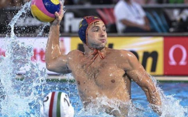 Munárriz lanza en la final del Mundial ante Italia en julio.