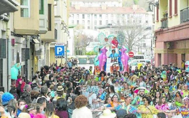 Zarauztarras celebrando los carnavales en una edición anterior.