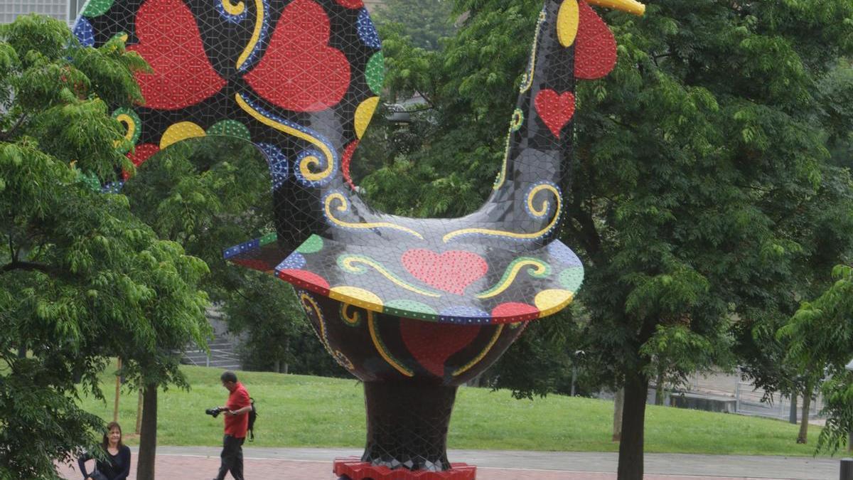El ‘Gallo Pop’, obra basada en uno de los símbolos más importantes de la cultura portuguesa, el gallo de Barcelos.