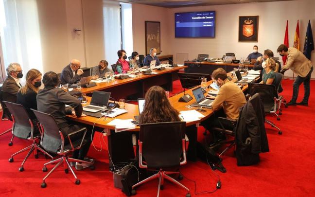Comisión de Desarrollo Rural y Medio Ambiente en la que se debatió la ley foral de Cambio Climático y Transición Energética. Comisión de Desarrollo Rural y Medio Ambiente en la que se debatió la ley foral de Cambio Climático y Transición Energética.