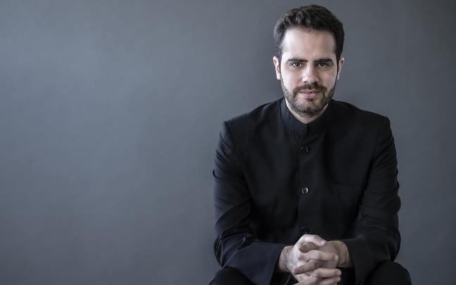 El portugués Dinis Sousa dirigirá por primera vez a la orquesta vasca.