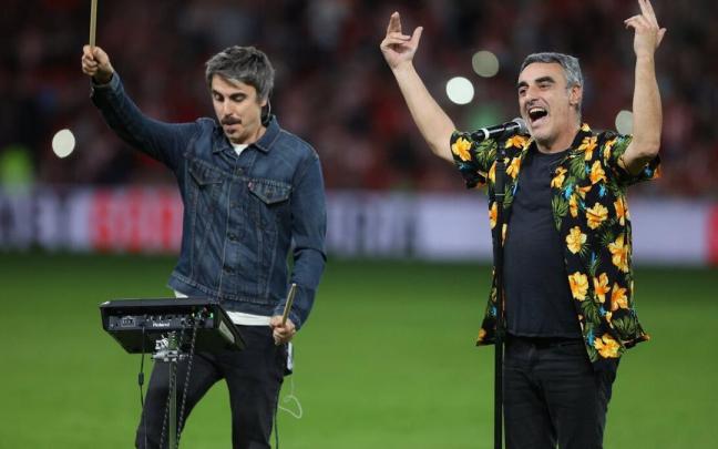 Actuación de Gatibu en el descanso del partido ante el Villarreal