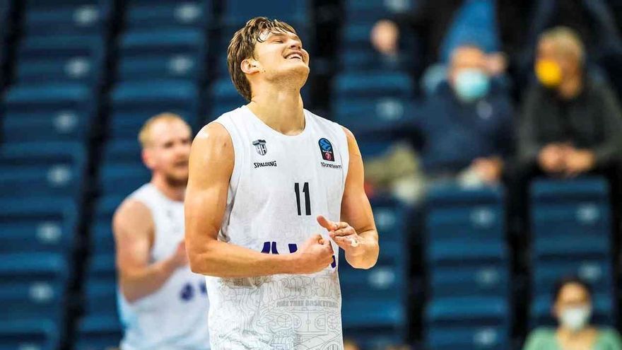 El Baskonia apuntala el juego interior con Maik Kotsar