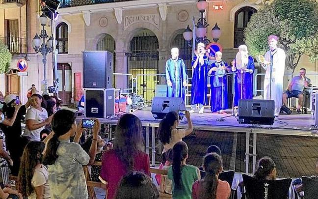 Espectáculo que se celebró para dar a conocer la cultura árabe. | FOTO: CEDIDA Espectáculo que se celebró para dar a conocer la cultura árabe. | FOTO: CEDIDA