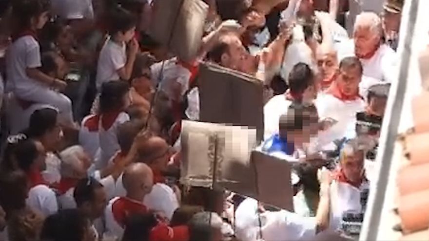 Secuencia de la agresión en la Calle Curia el 7 de Julio