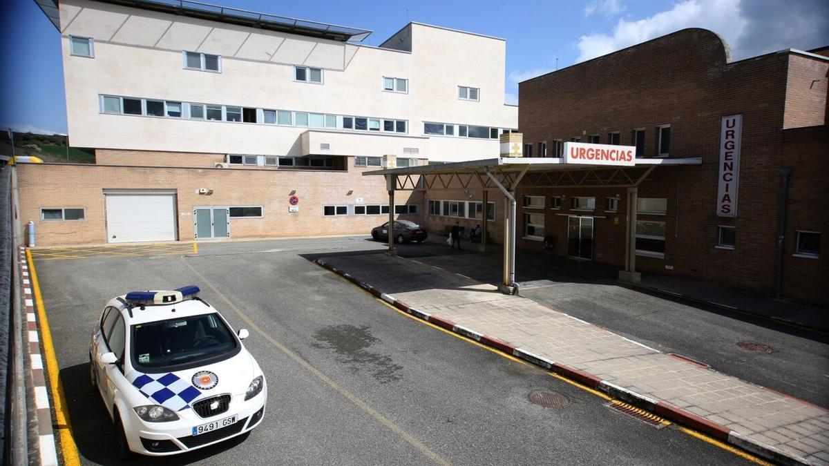 Entrada a Urgencias del Hospital García Orcoyen de Estella.