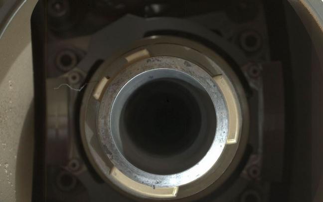 El rover Mars Perseverance de la NASA adquirió esta imagen. El rover Mars Perseverance de la NASA adquirió esta imagen.