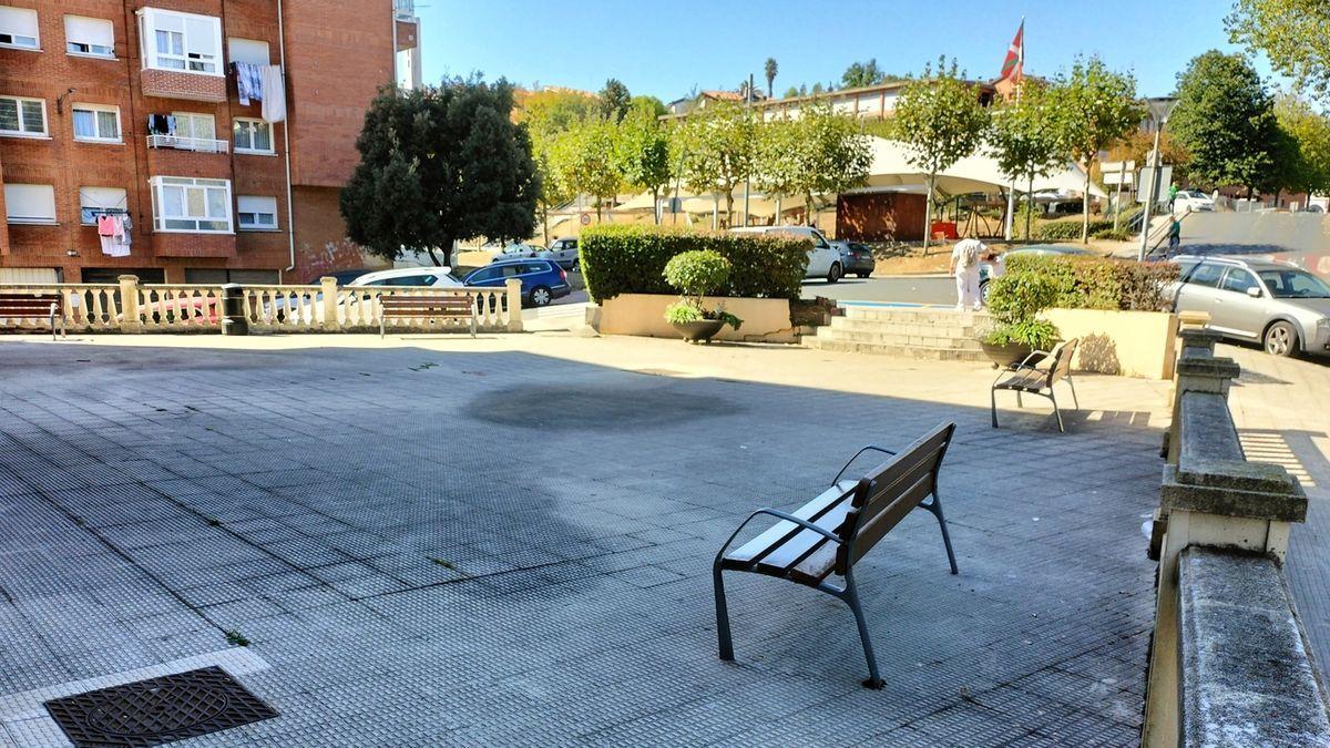 Accesos, humedades e iluminaci&oacute;n, aspectos a corregir.