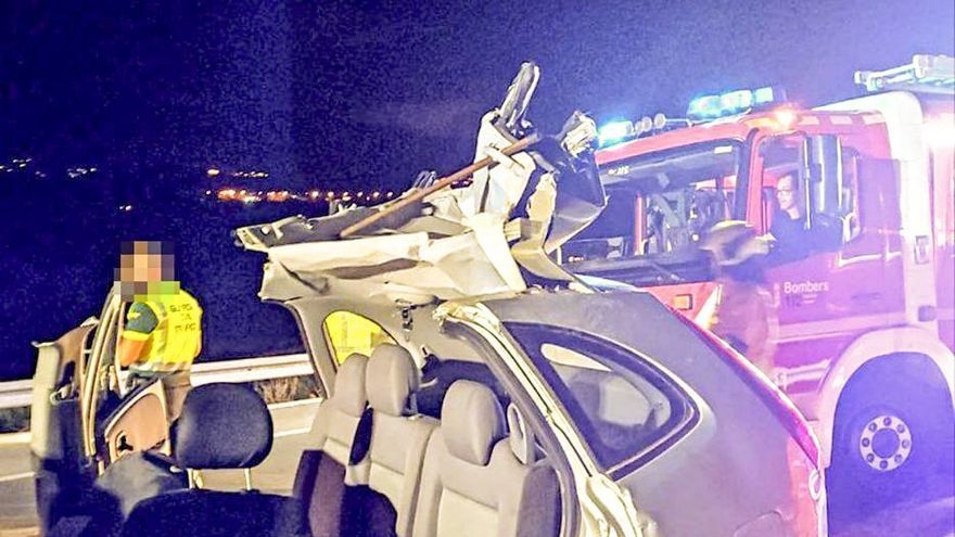 Estado en el que quedó el coche del zarauztarra de 73 años que supuestamente ha matado a su mujer en Benidorm