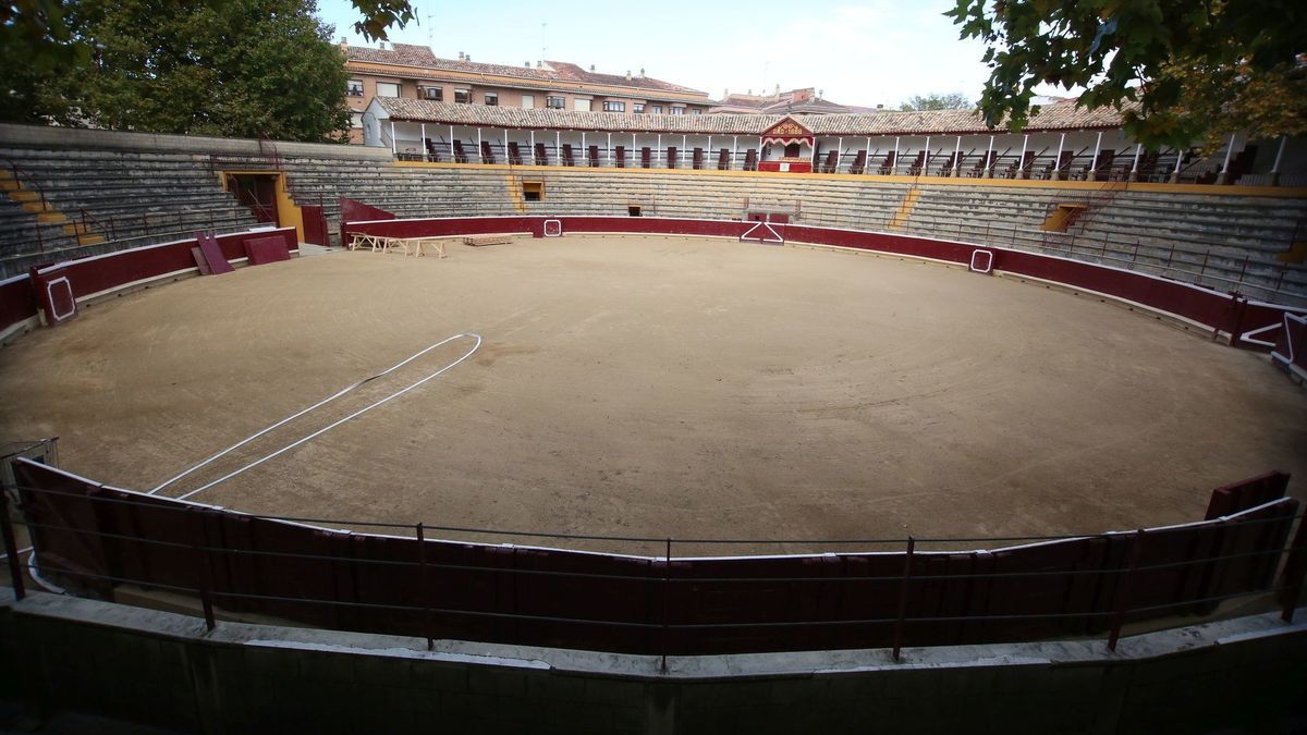 Vista de la Plaza de Toros de Tafalla.