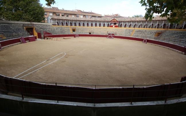Vista de la Plaza de Toros de Tafalla.