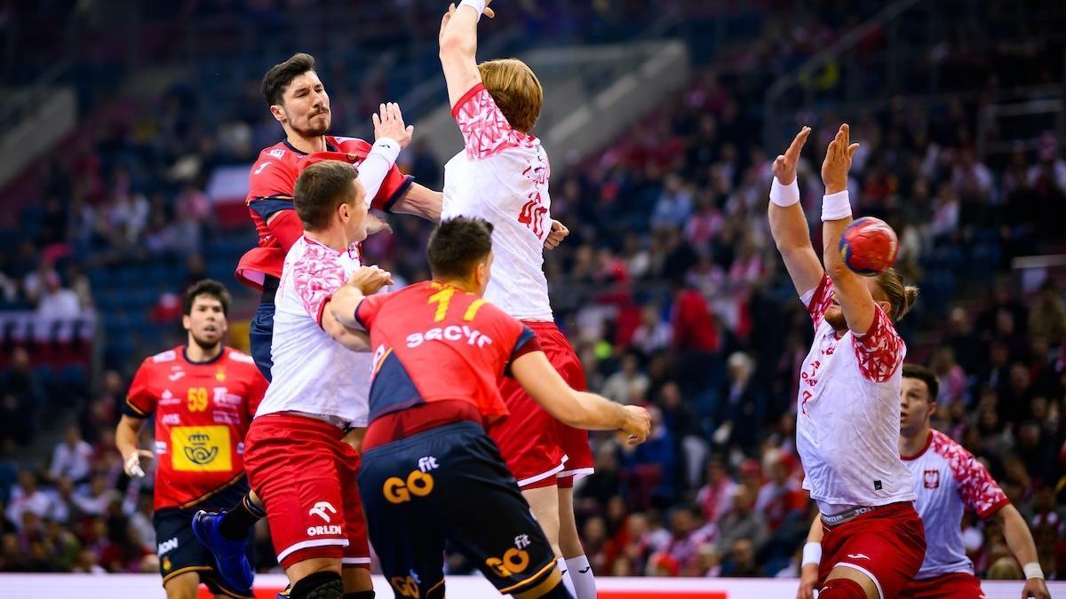 Lance del partido entre España y Polonia