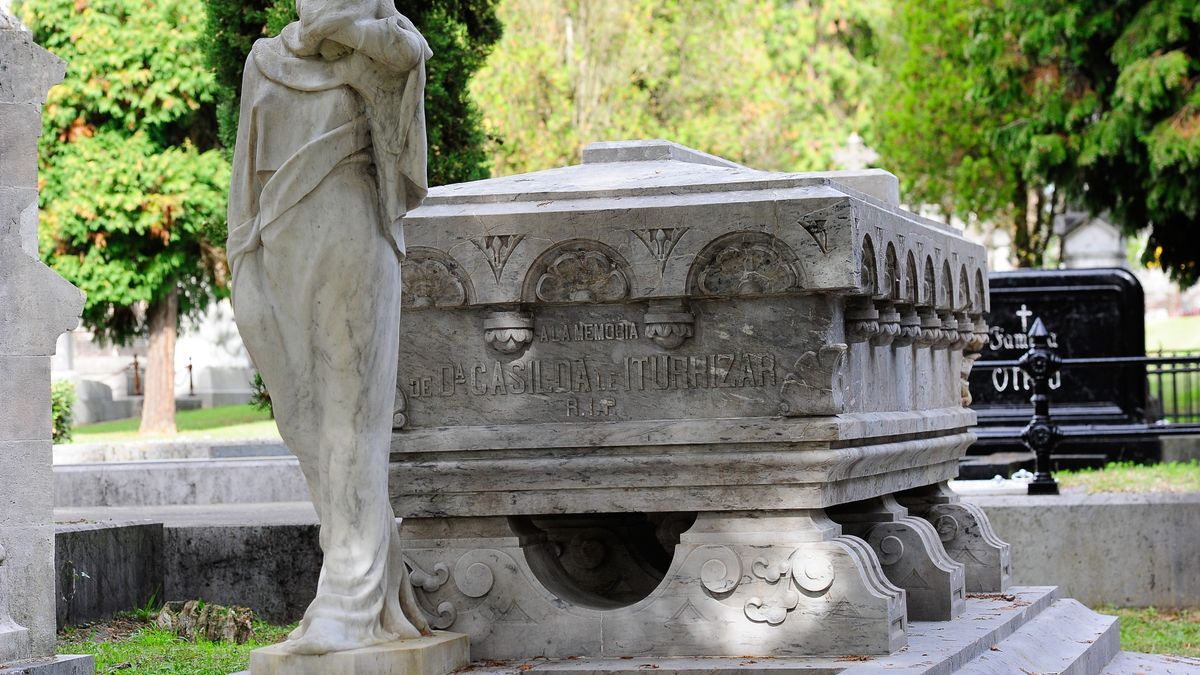 Mausoleo de la benefactora de Bilbao, doña Casilda de Iturrizar.