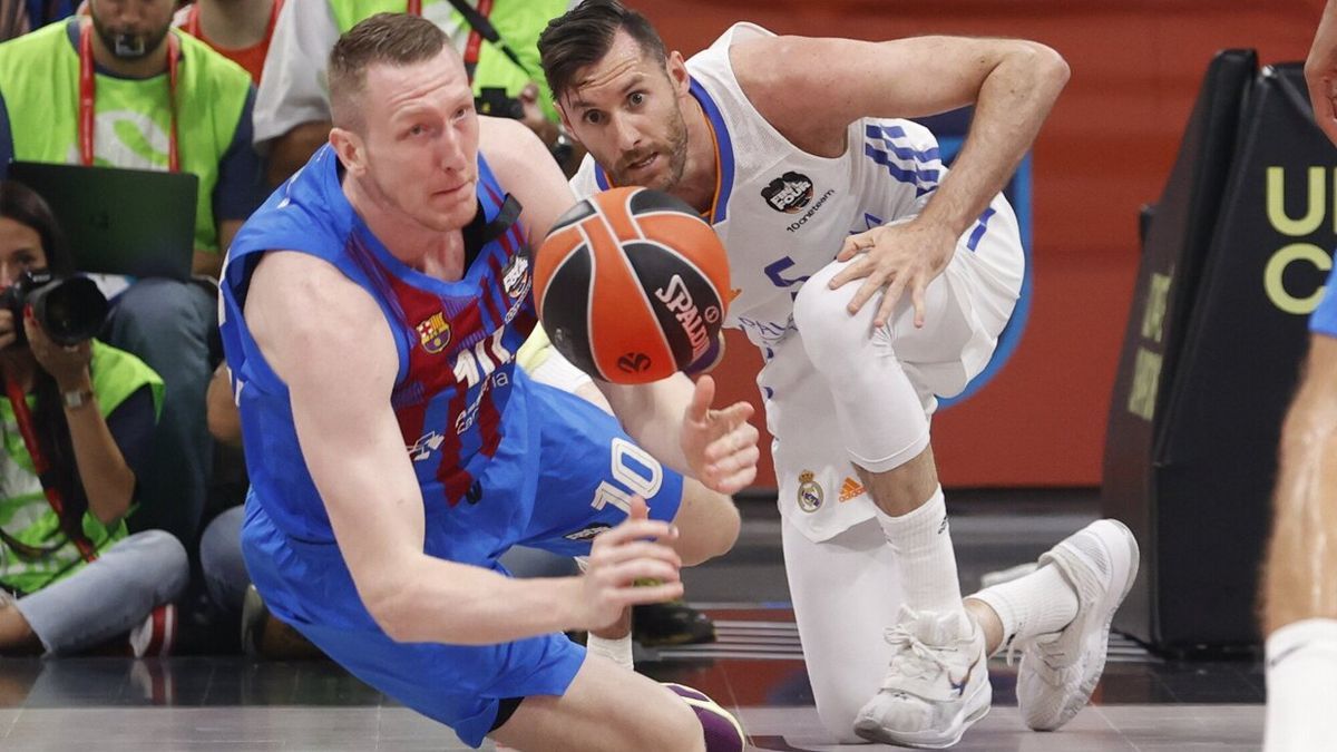 Smits pierde un bal&oacute;n en la pasada Final a Cuatro ante Rudy