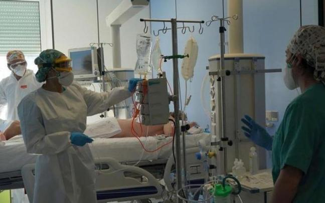 Imagen de archivo de una UCI.