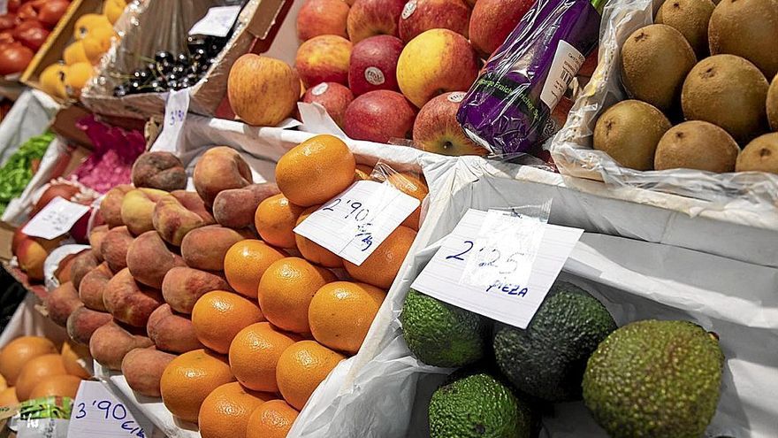 La cesta de la compra se ha encarecido drásticamente en el último año. | FOTO: E.P.