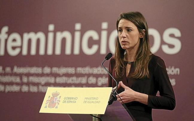 La ministra de Igualdad, Irene Montero, en la rueda de prensa de balance de 2021.