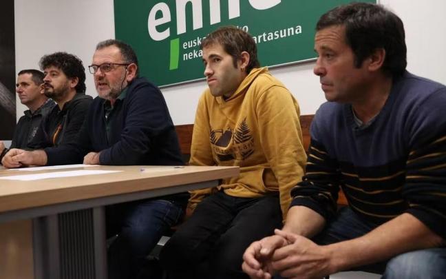 Lorenzo Sarratea, Patxiku Irisarri, Fermín Gorraiz, Josu Joraruia y Patxi Zalba.