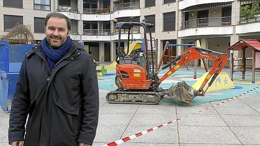 Iban San Martin en el parque de Duke Enea. | FOTO: ZARAUZKO UDALA