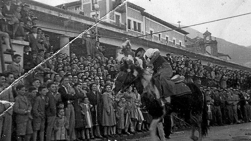 Inauterietan ospatzen zen antzar jokua.