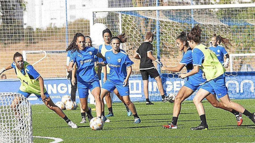 Las Gloriosas se están ejercitando con intensidad en Ibaia durante esta pretemporada. | FOTOS: JOSU CHAVARRI