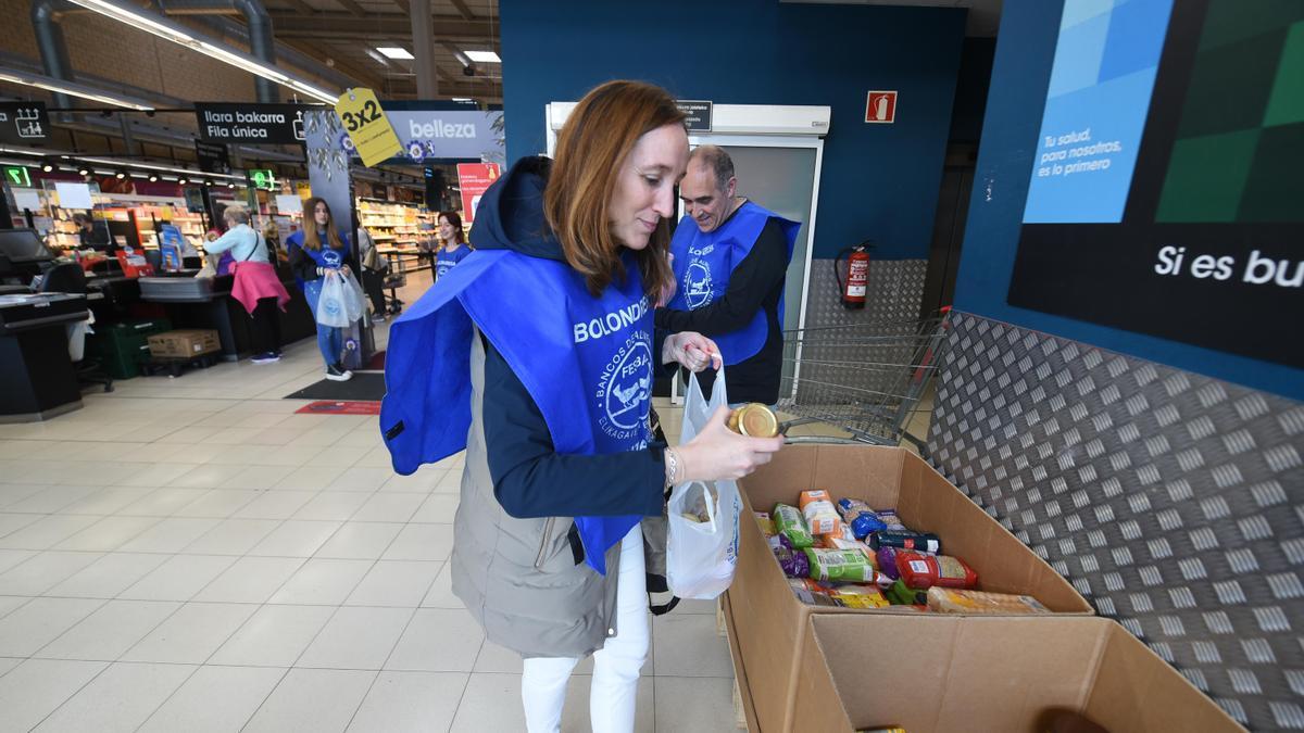 Voluntarios del Banco de Alimentos, en la campaña de primavera del pasado mayo