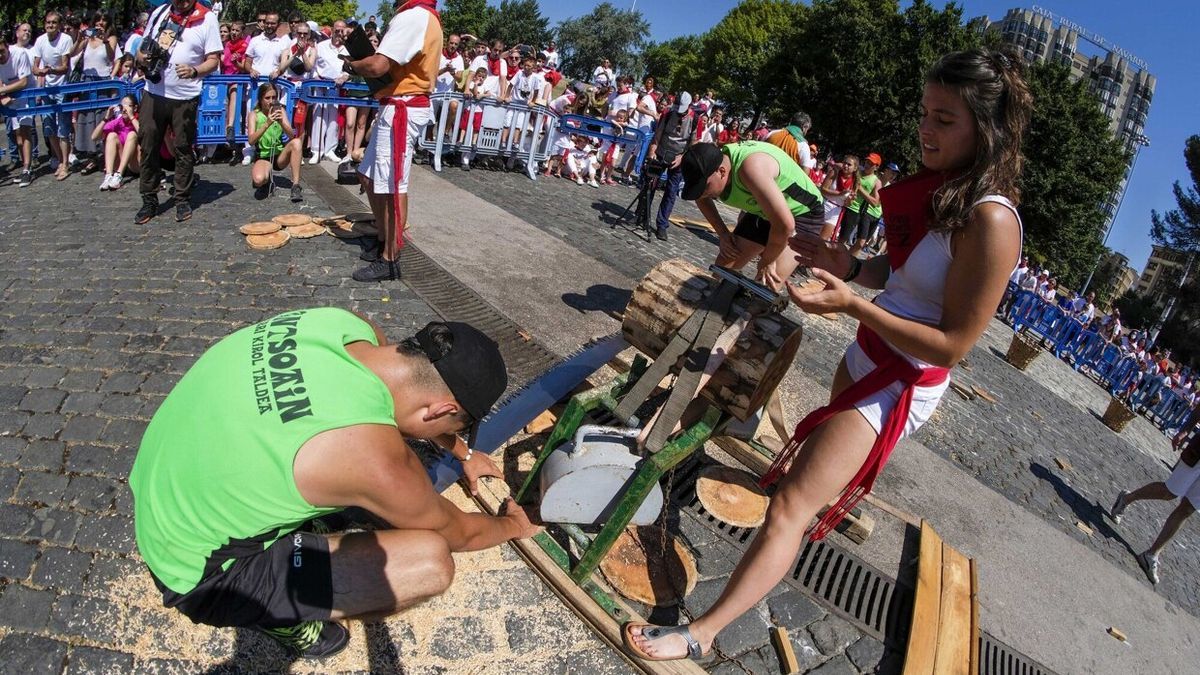 Un deportista de Antsoain se prepara para la prueba.