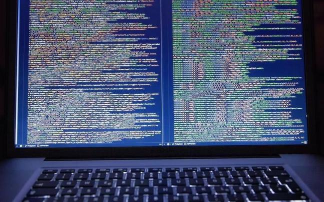 Código fuente en la pantalla de un ordenador.