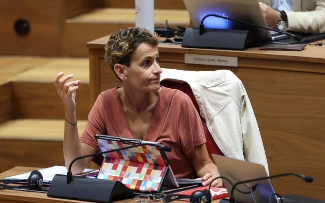 María Chivite, en el Parlamento foral.