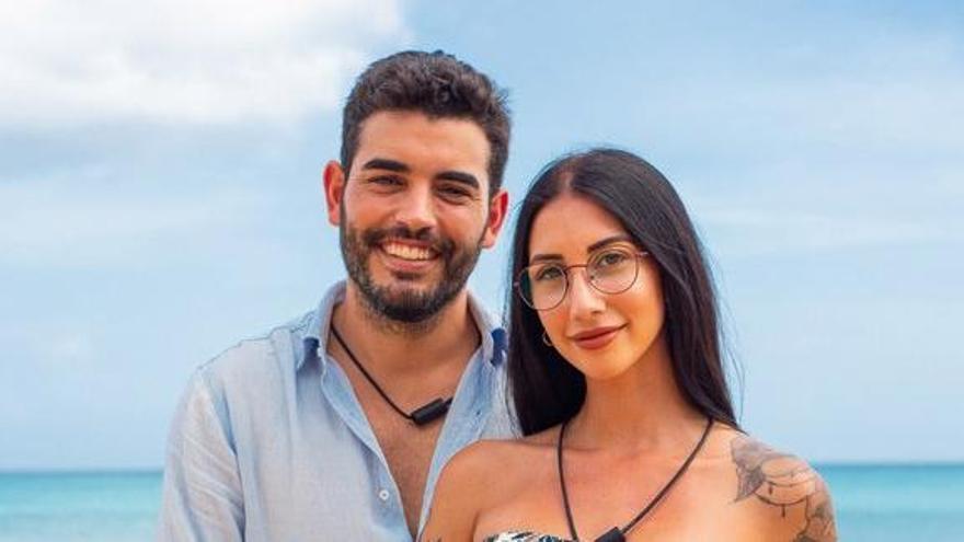Adrián y Naomi.