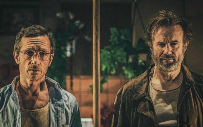 Escena de los dos protagonistas