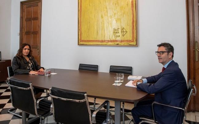 Laura Vilagrà y Félix Bolaños durante la reunión que mantuvieron en abril para esclarecer el espionaje a políticos catalanes. Laura Vilagrà y Félix Bolaños durante la reunión que mantuvieron en abril para esclarecer el espionaje a políticos catalanes.