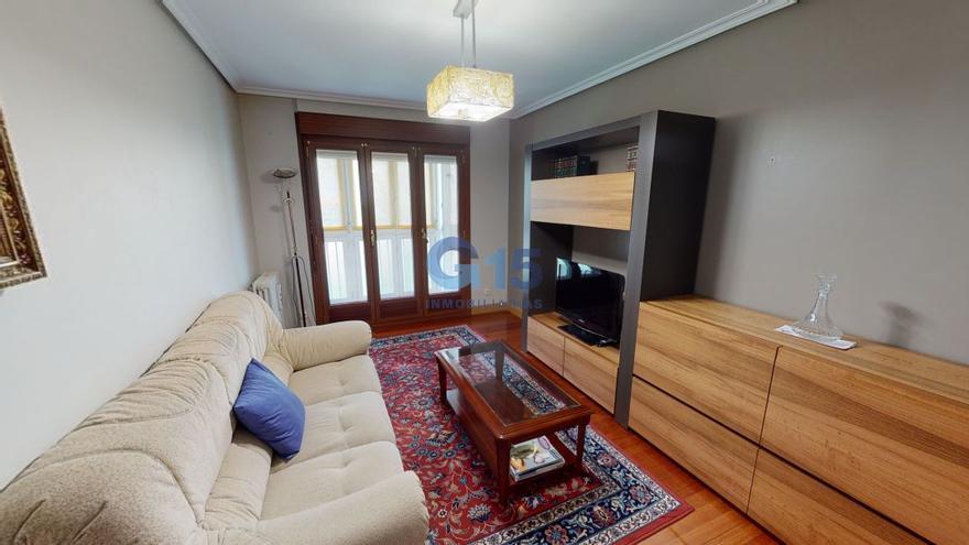 Piso de 4 habitaciones en venta en Altza, Donostia.