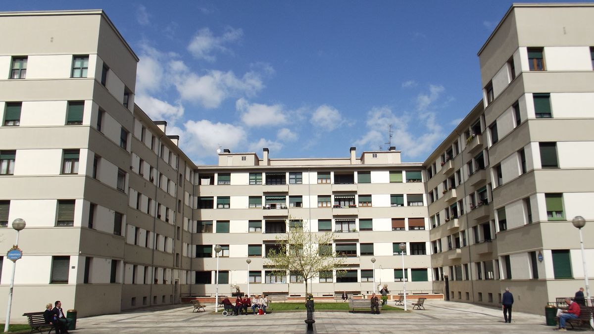 Viviendas municipales ubicadas en el barrio de Solokoetxe y que conforman parte de los 4.200 pisos que tiene a día de hoy el Ayuntamiento de Bilbao