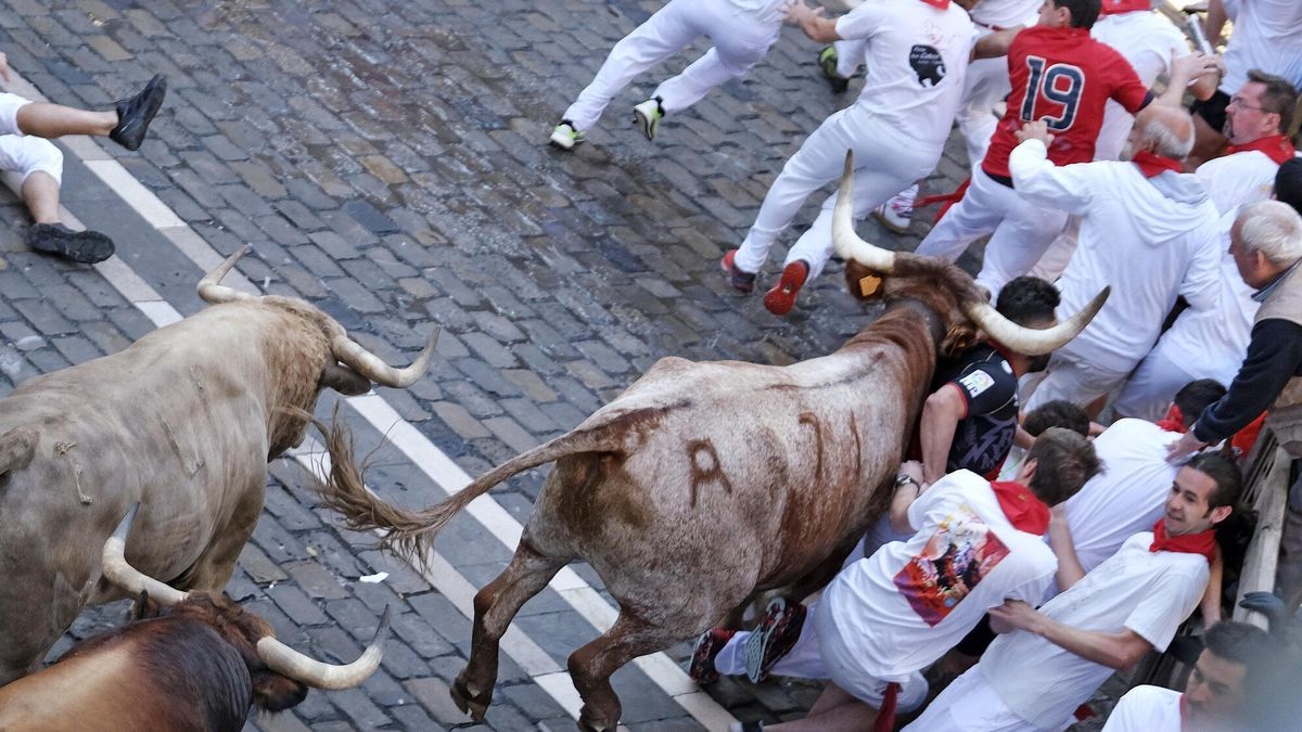 Primer encierro de los Sanfermines 2022 (Ayuntamiento)