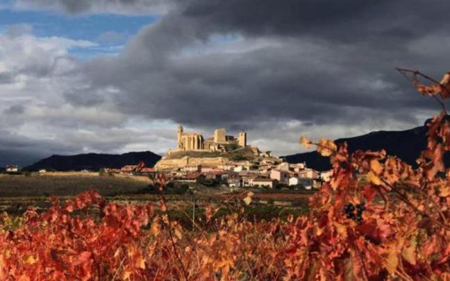 Conocer los castillos que vigilaban la orilla riojana del Ebro supone descubrir las tensiones territoriales entre reinos durante la Edad Media. Conocer los castillos que vigilaban la orilla riojana del Ebro supone descubrir las tensiones territoriales entre reinos durante la Edad Media.