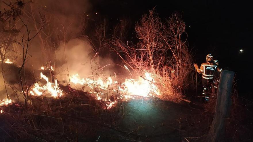 Incendio forestal en Zugarramurdi