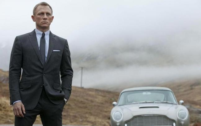 Daniel Craig como James Bond en 'El mundo nunca es suficiente'.