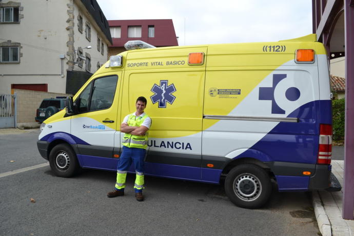 Ambulancia medicalizada