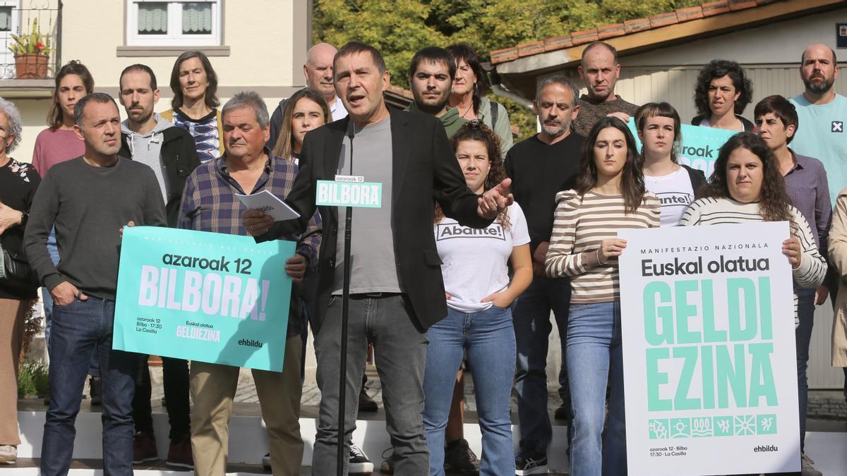 El coordinador general de EH Bildu, Arnaldo Otegi, durante el actopolítico que ha protagonizado en Ziortza-Bolibar.