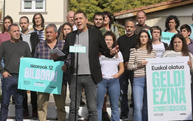 El coordinador general de EH Bildu, Arnaldo Otegi, durante el actopol&iacute;tico que ha protagonizado en Ziortza-Bolibar.