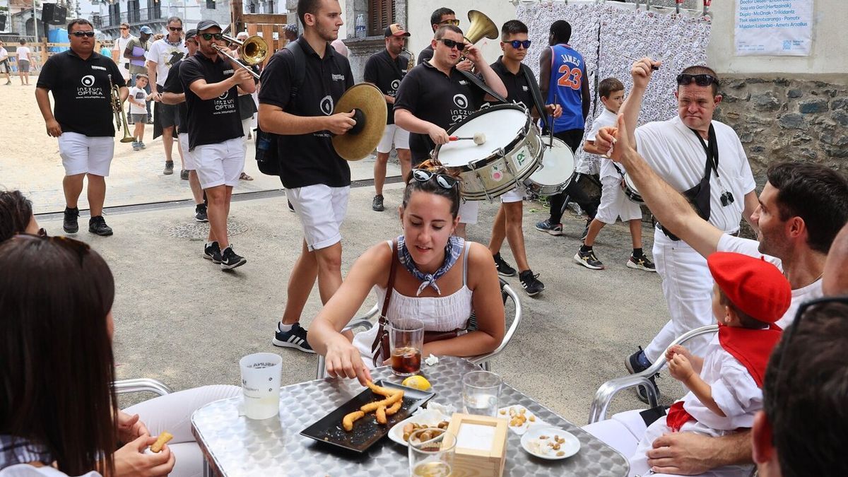 Incansables Txaranga cumple este año 50 fiestas en Leitza.